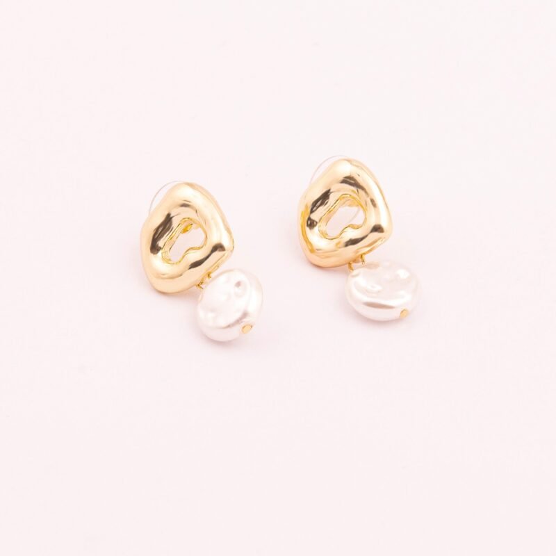 Pearl Drop Earrings
